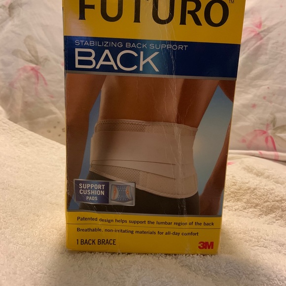 Futuro Supporting Cushion Pads | Back Support - Picture 2 of 6